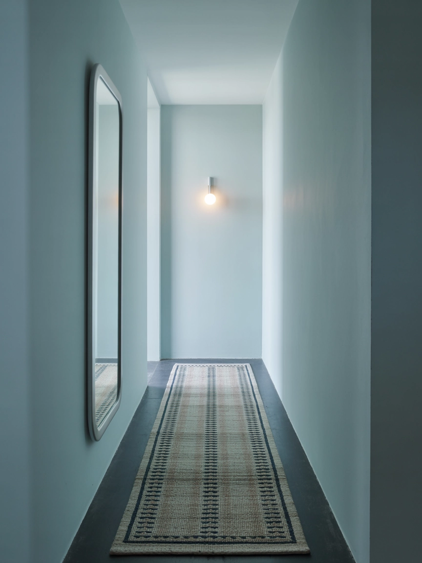 Narrow Hallway Decorating 2